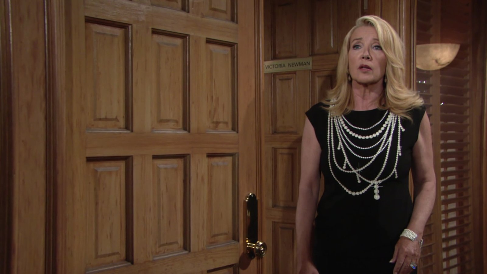 Nikki S Fashion Choice Is A Gem The Young And The Restless Y R Chat